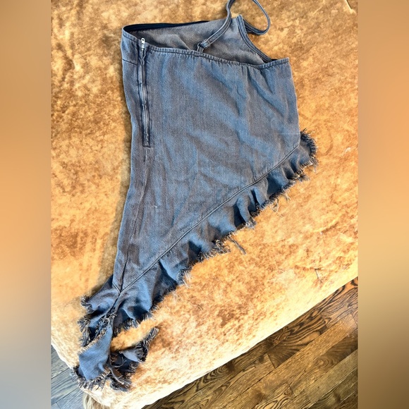 TOPSHOP Denim Asymmetric Cami w/ Ruffle Hem in Brown Twill - Picture 4 of 6